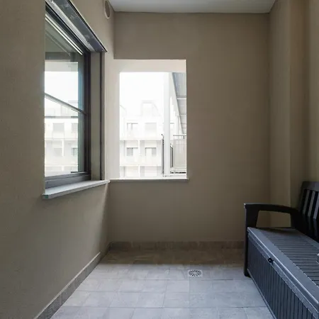 Apartman Superior With Veranda And Shared Swimming Pool *